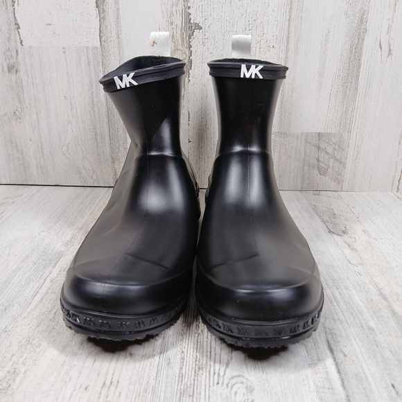 Michael Kors Black Mac PVC Rain Ankle Bootie #1352 - Picture 4 of 12